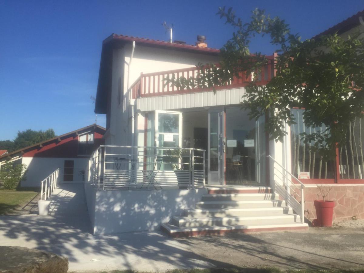 Saint Hubert Hotel